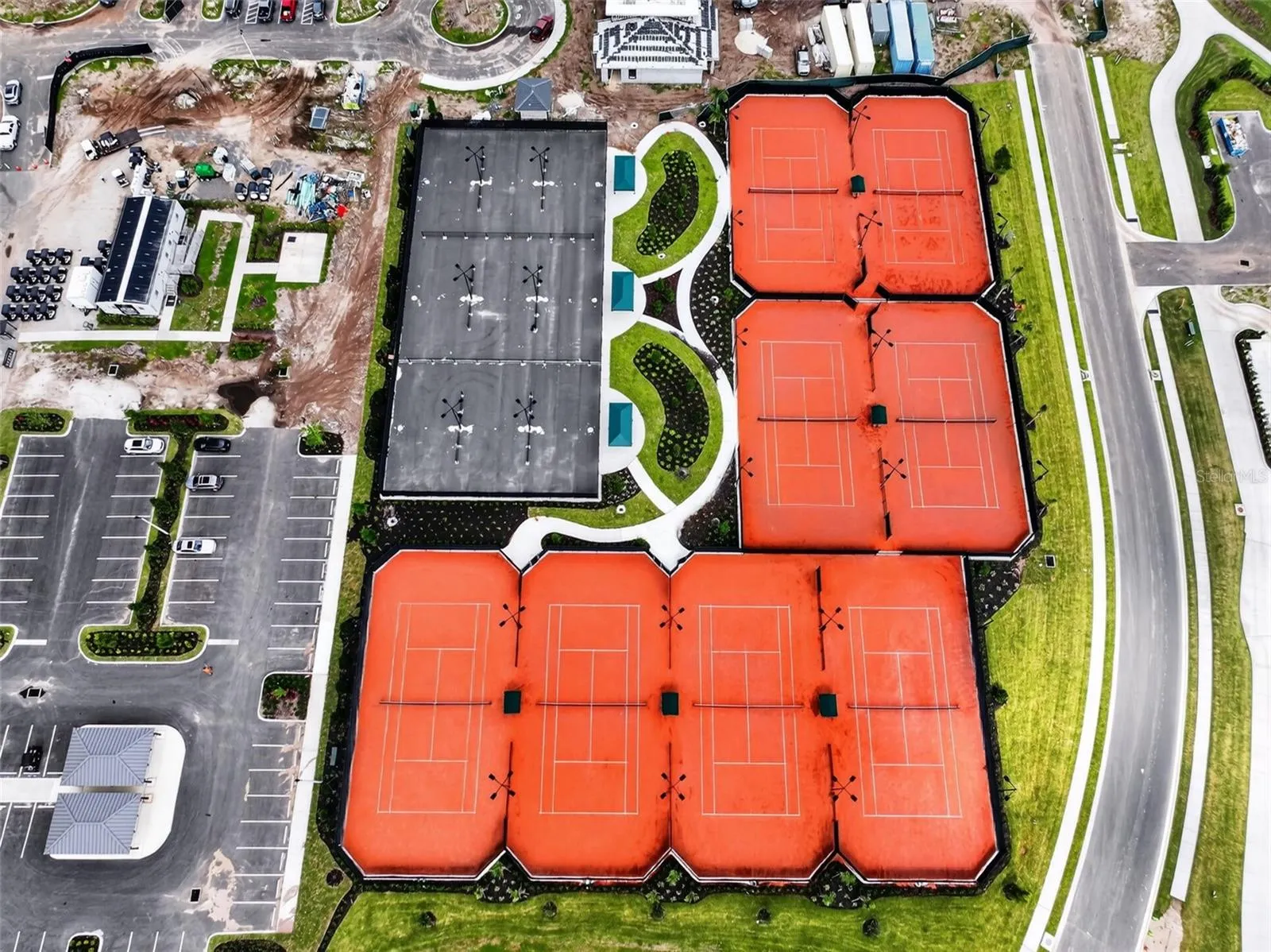 Community aerial