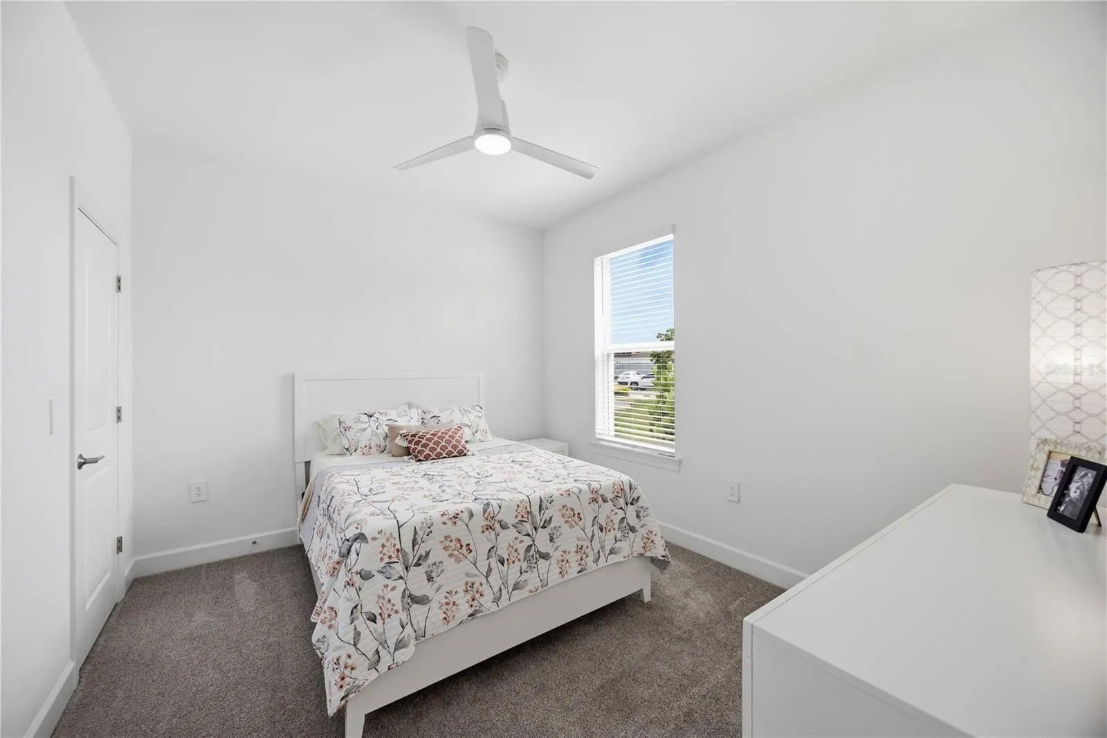 Guest bedroom
