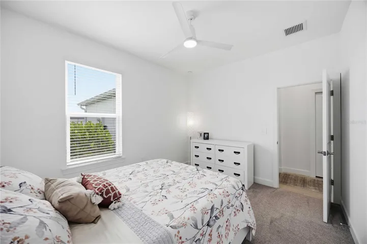 Guest bedroom