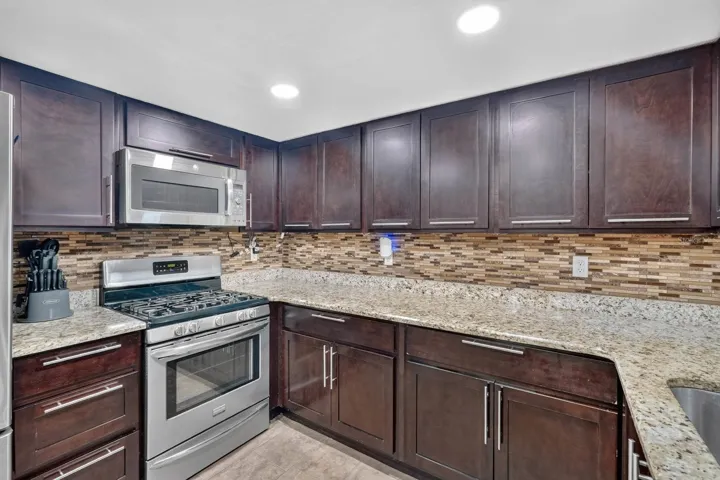 Kitchen - Alternate View