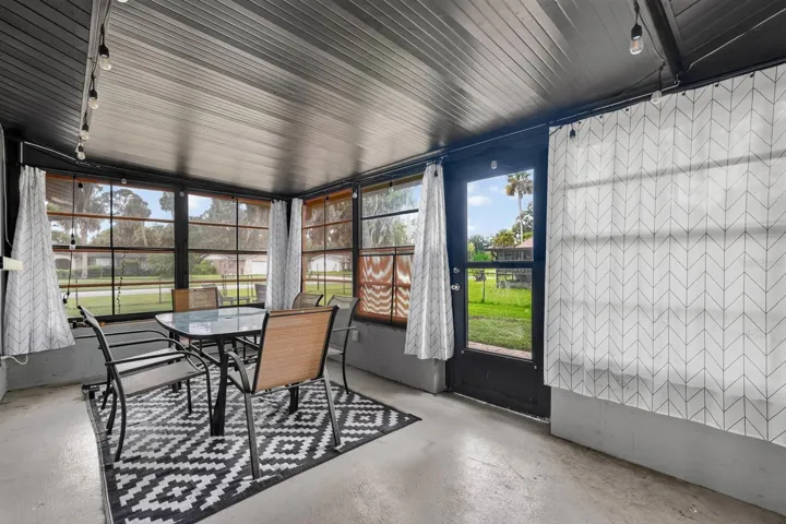 Screened Lanai