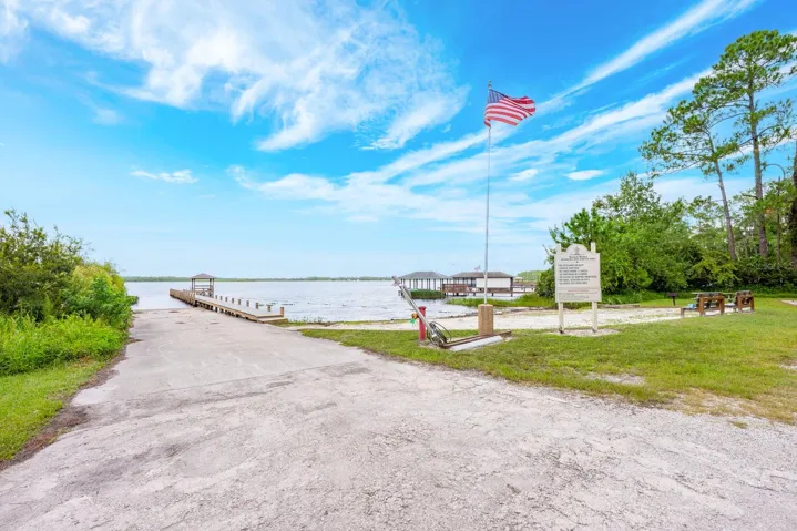 Isle of Pines community.