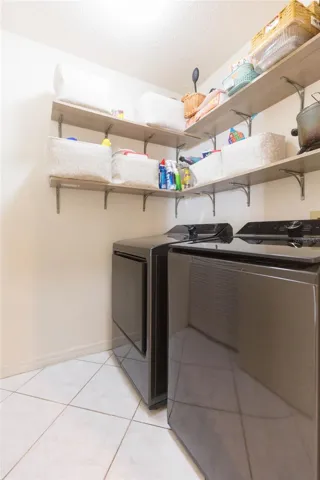Indoor Laundry w/new washer/dryer