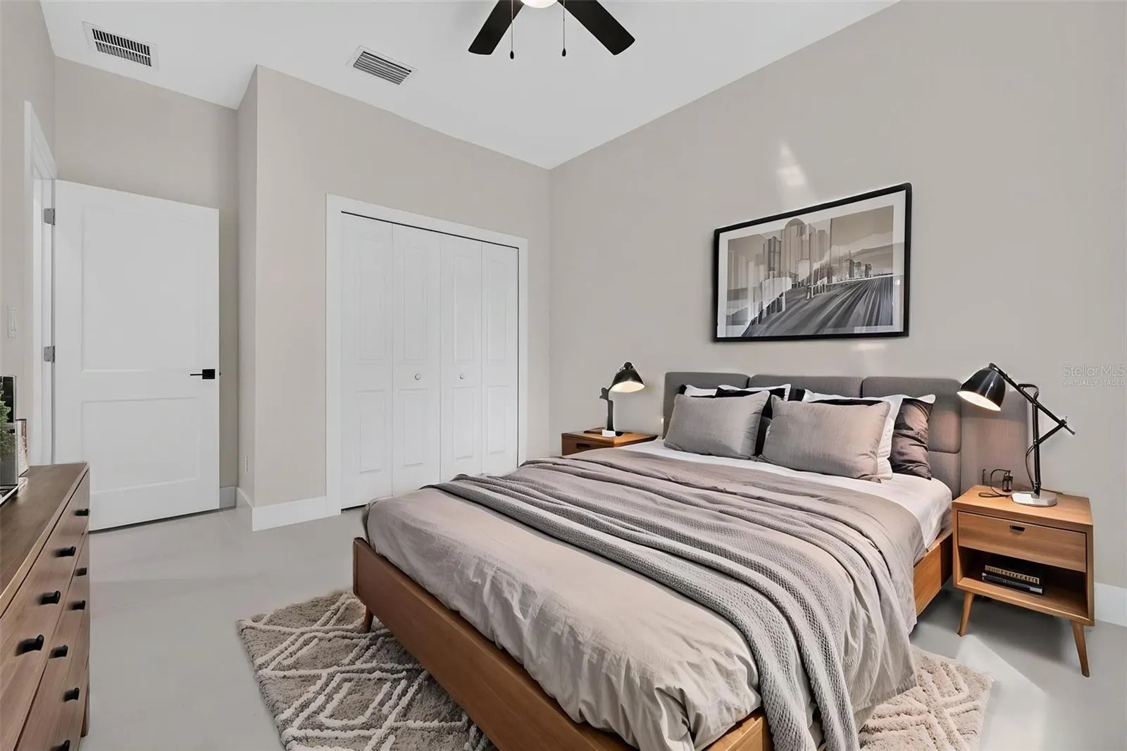 Second bedroom virtually staged