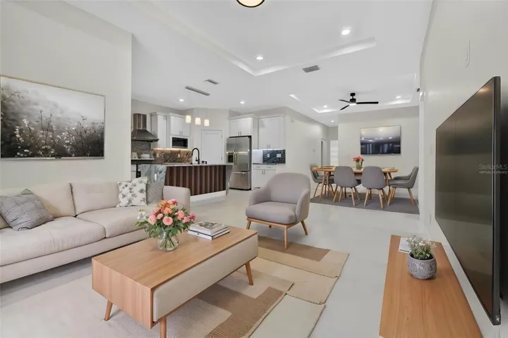 Dining room virtually staged