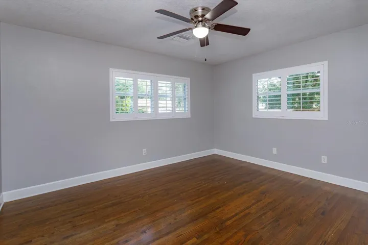12 x 10 bedroom 2