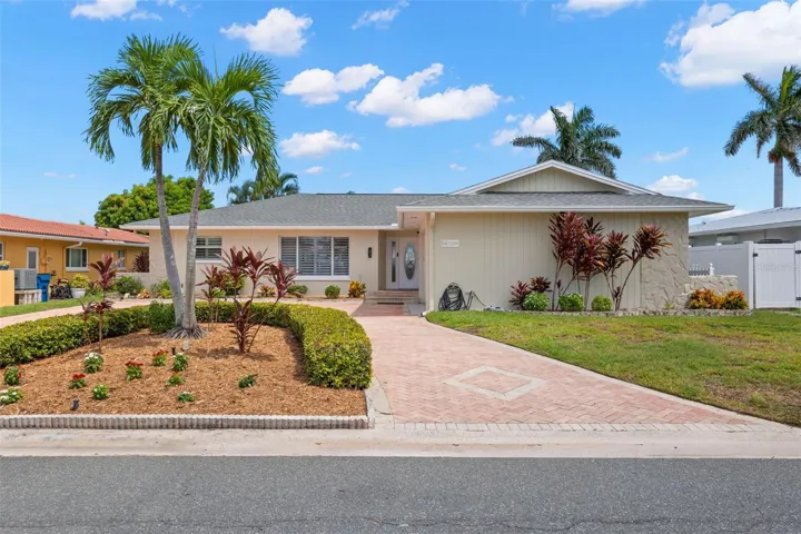 PERFECT WATERFRONT LOCATION. ALL REMODELED WITH QUALITY.