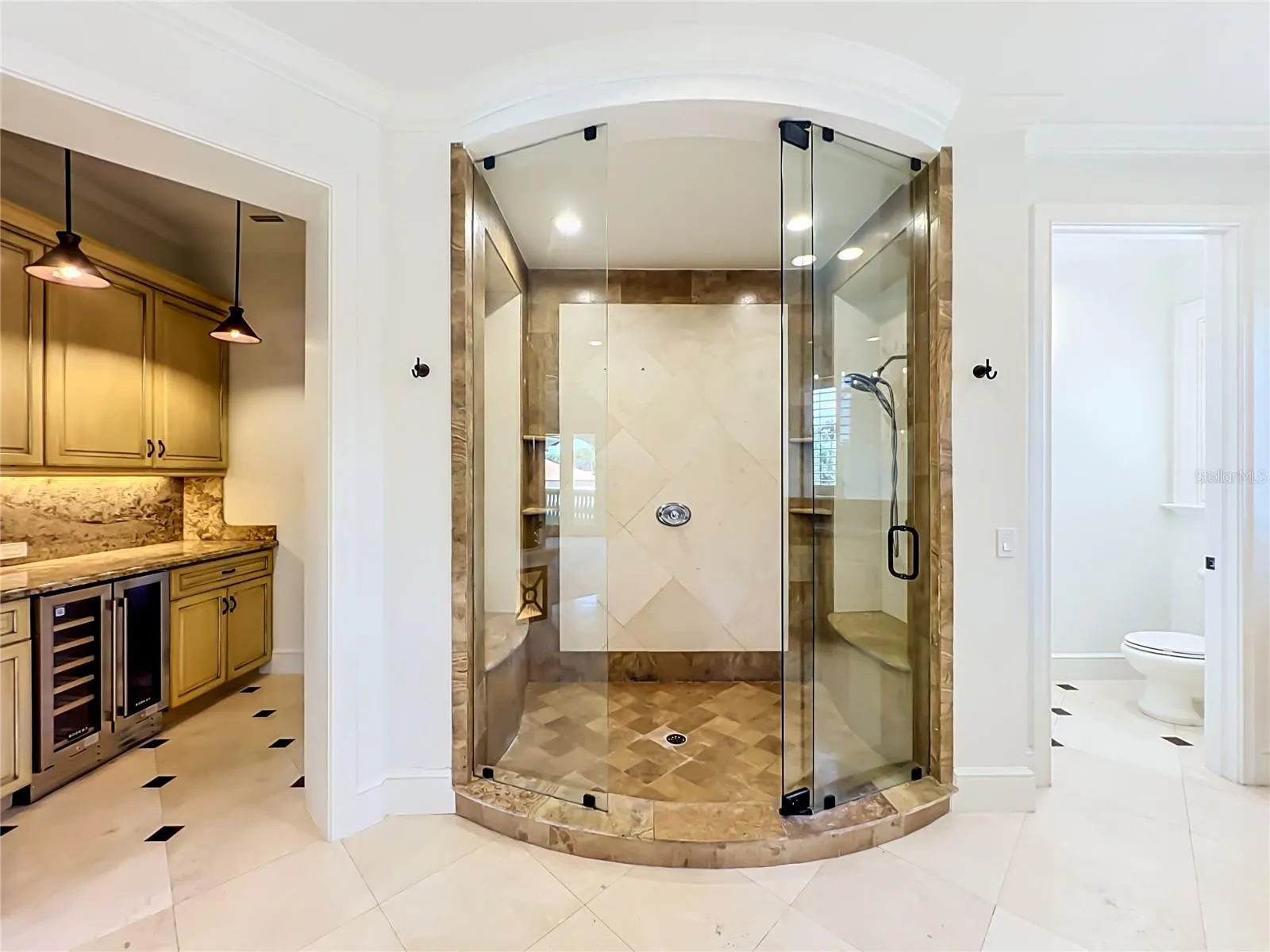primary suite