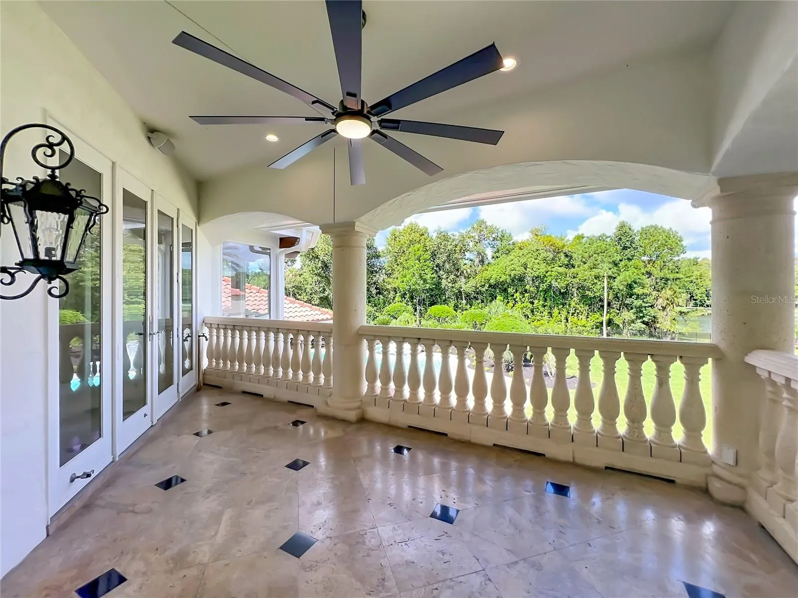 primary suite balcony