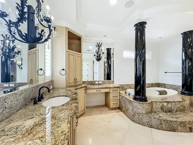 primary suite