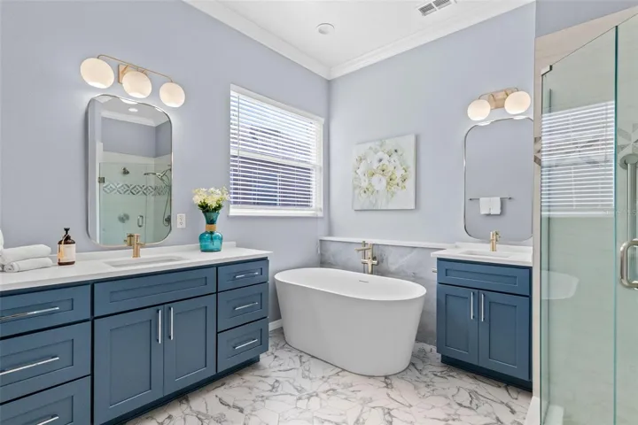 Primary Bath w/ dual vanities