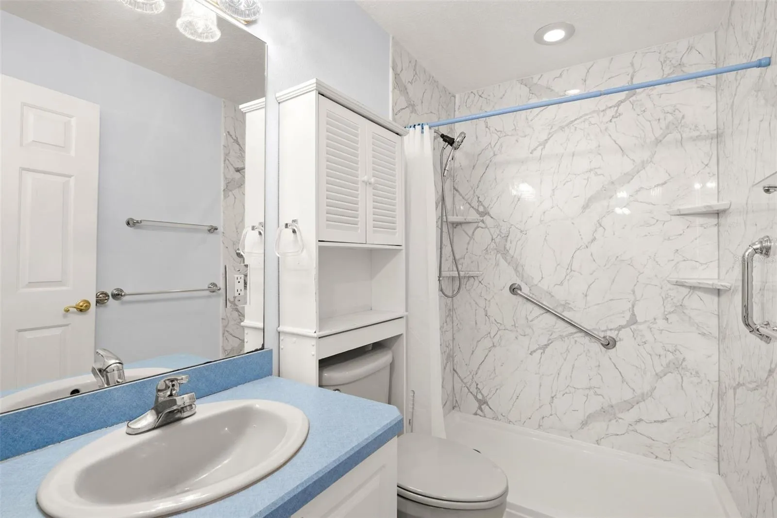 Second Full Bathroom
