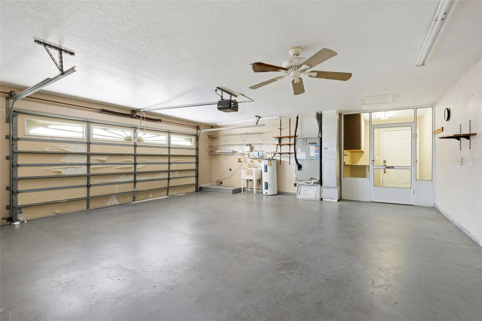 Attached Garage