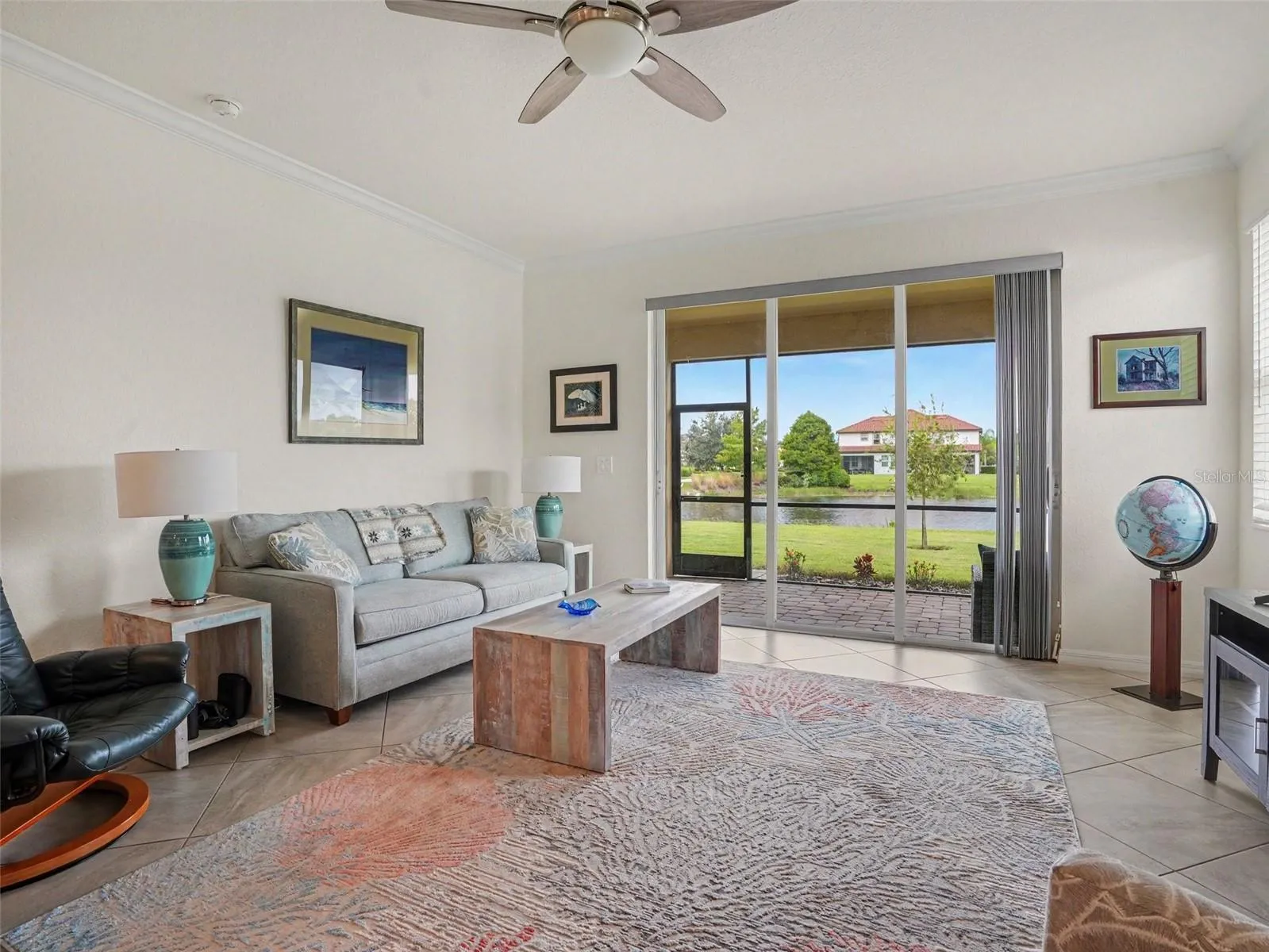 Living Room looking to the lanai