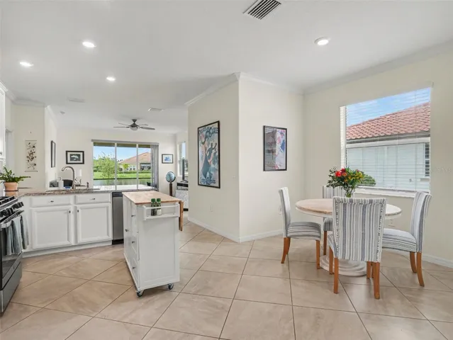 Kitchen and Breakfast Nook