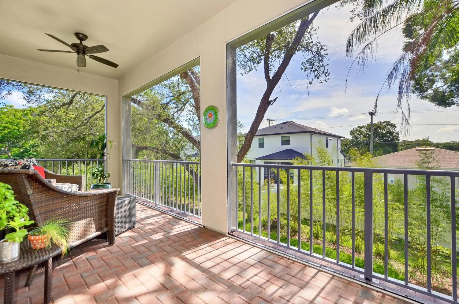 balcony off living