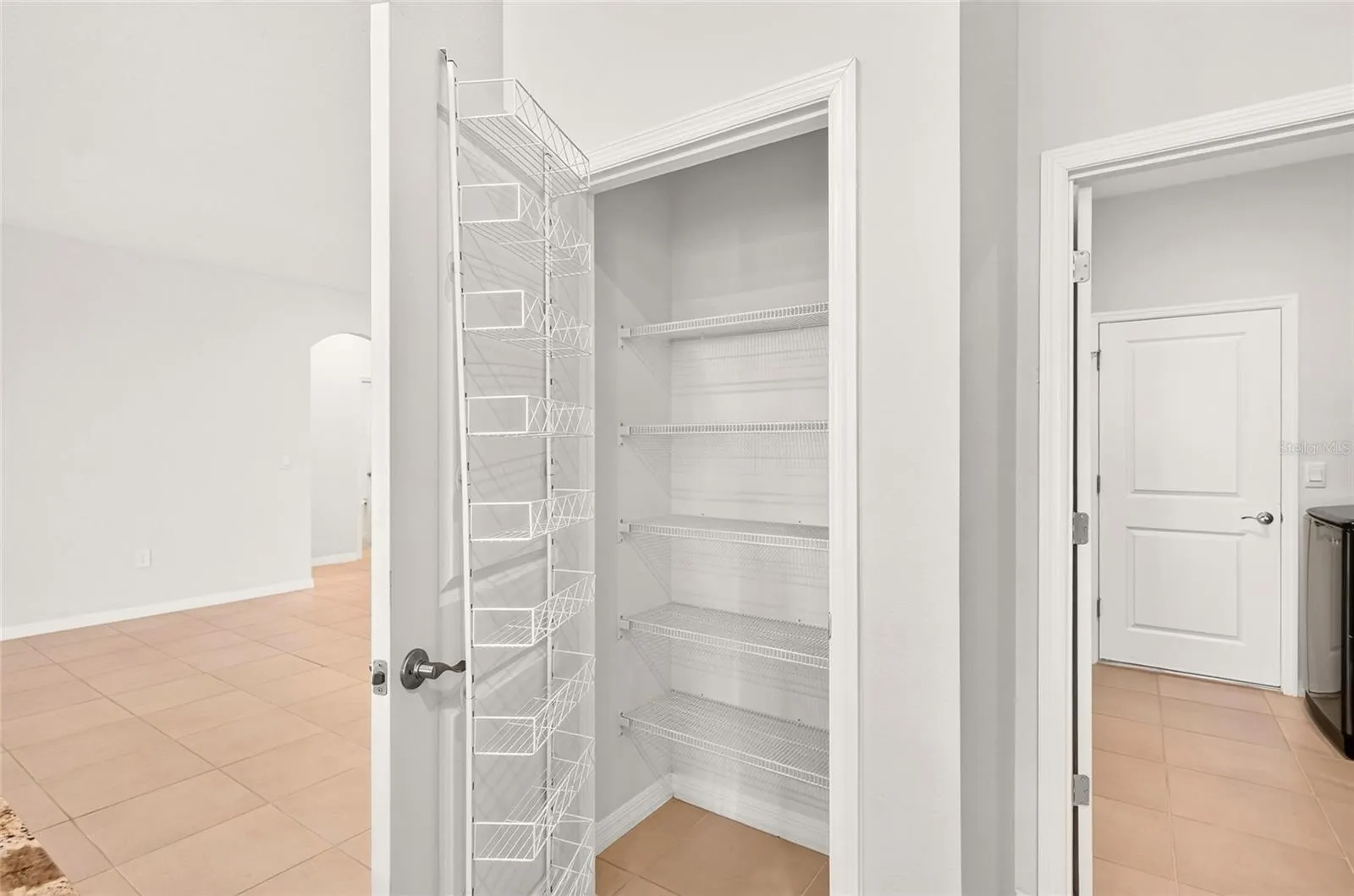 6186 SW 93rd Loop Ocala Kitchen pantry