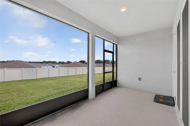 6186 SW 93rd Loop Ocala screen porch