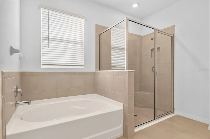 6186 SW 93rd Loop Ocala Primary Bath