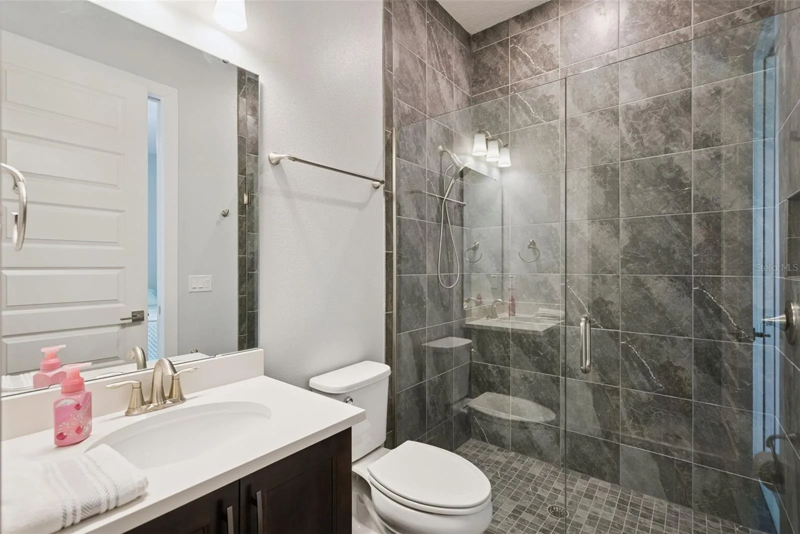 En Suite Bathroom