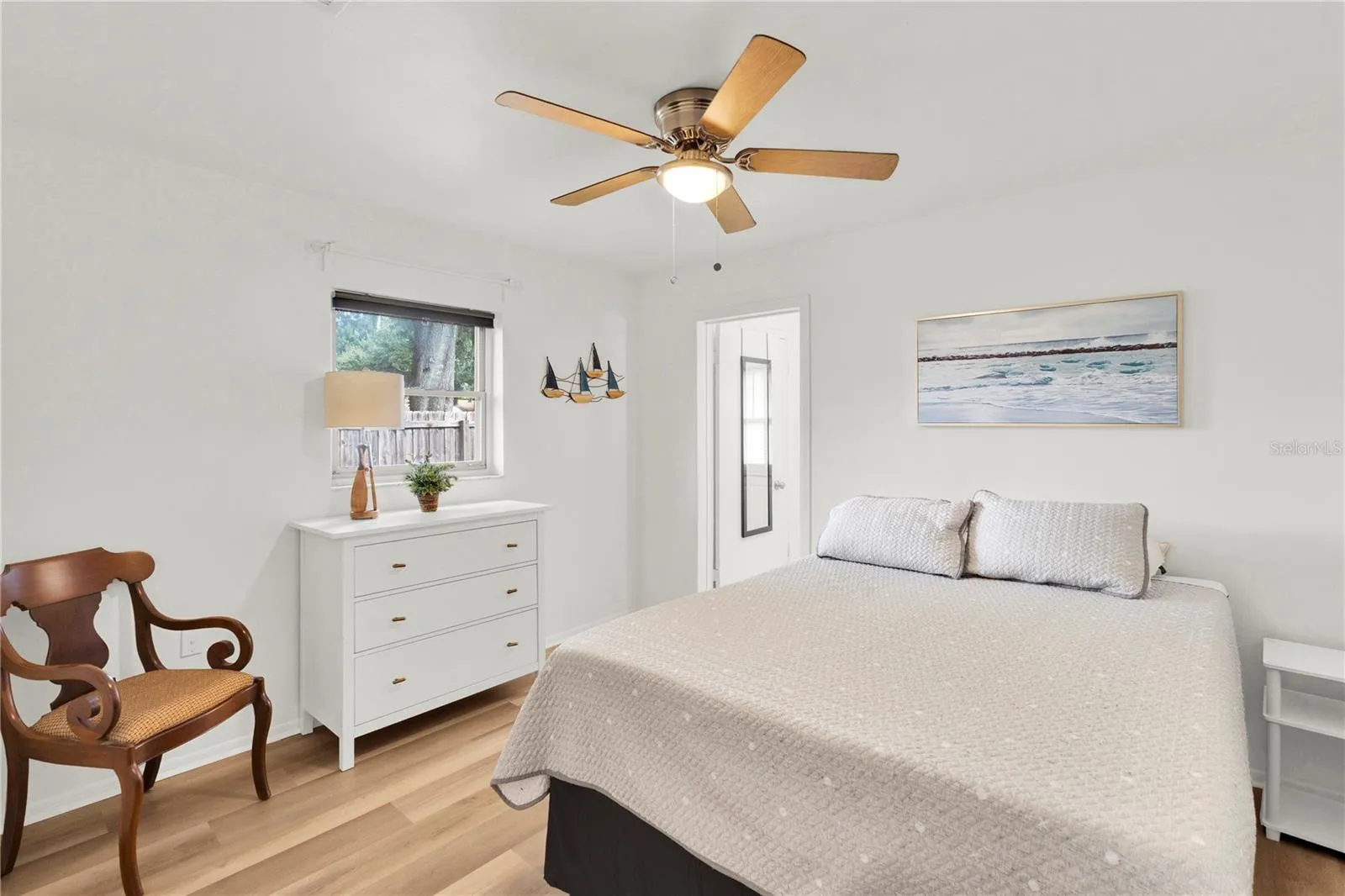 Master bedroom 2