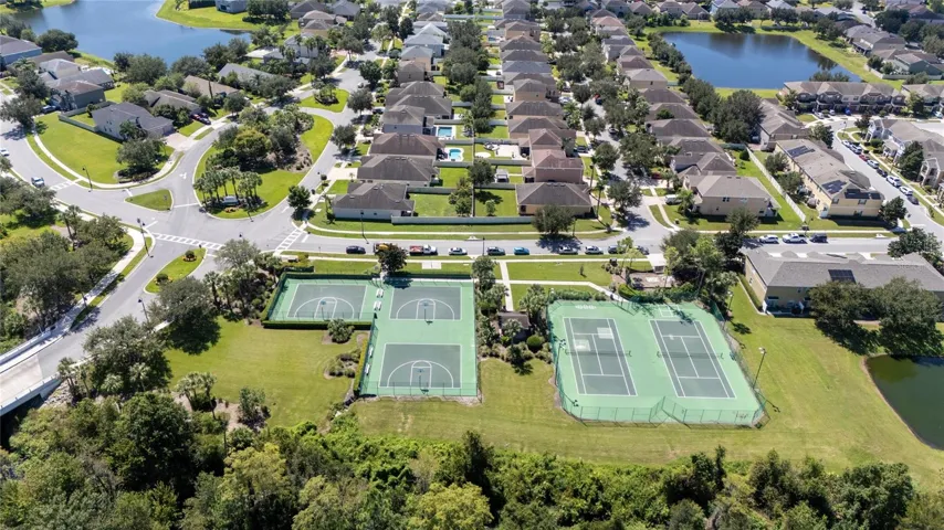 Tennis and recreation courts