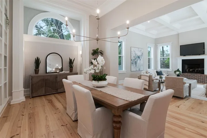 volume ceilings throughout
