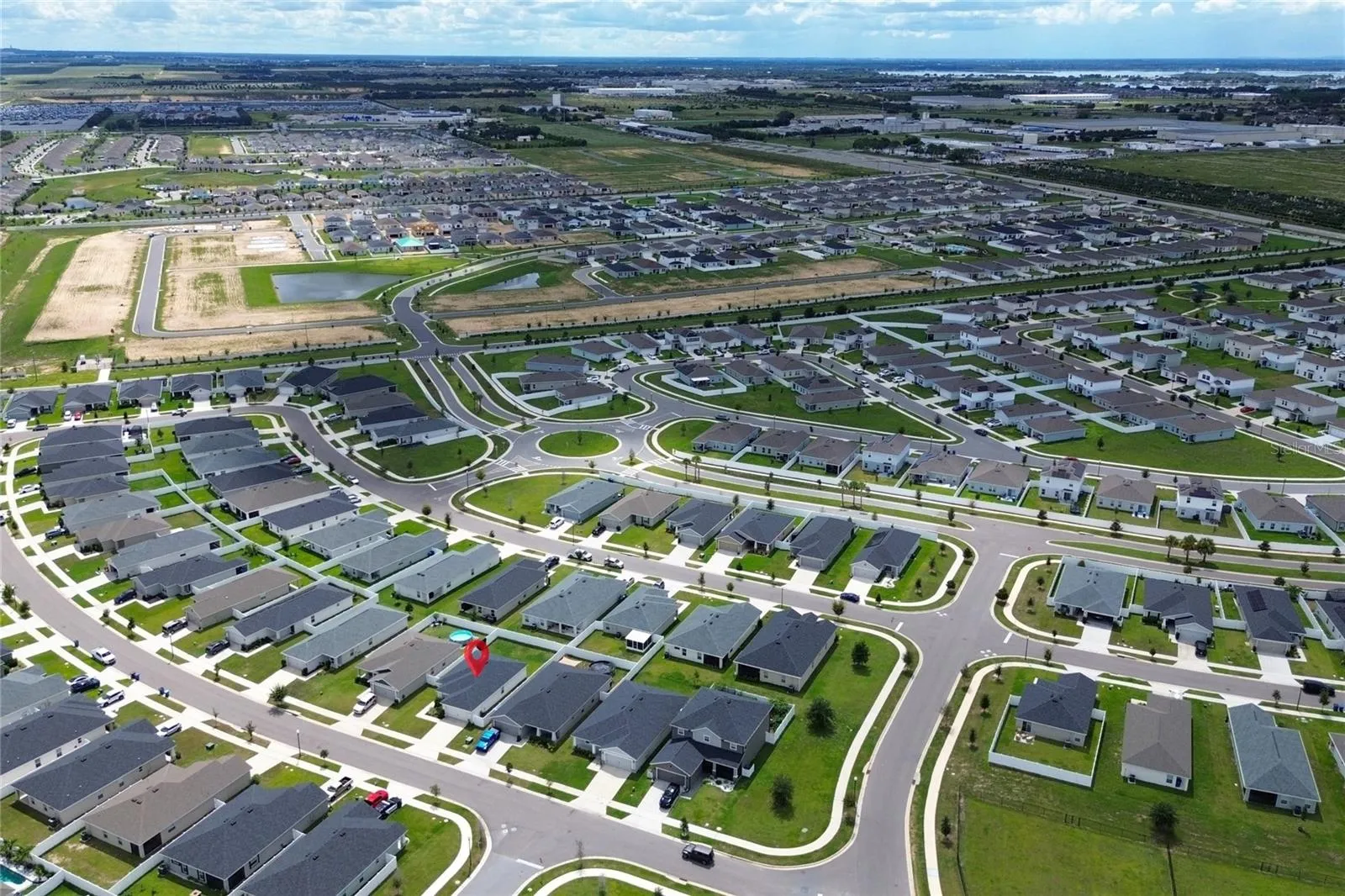 AERIAL VIEW FRONT/RIGHT.