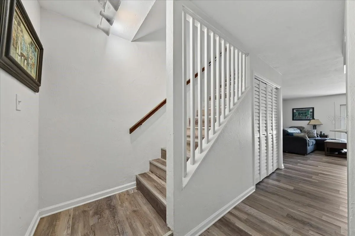 Unit 843 foyer and staircase