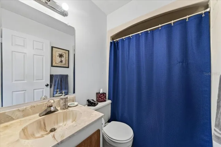 Unit 843 ensuite bathroom to bedroom 2