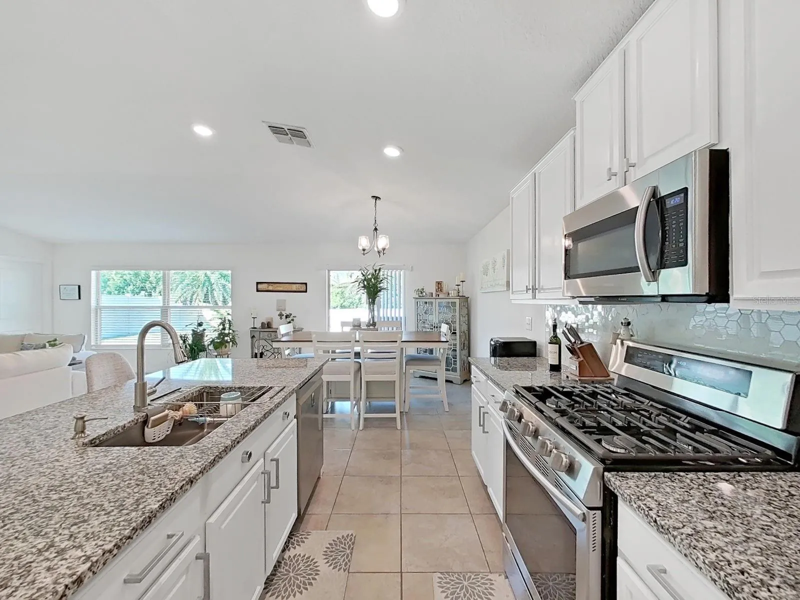 Lots of counter space