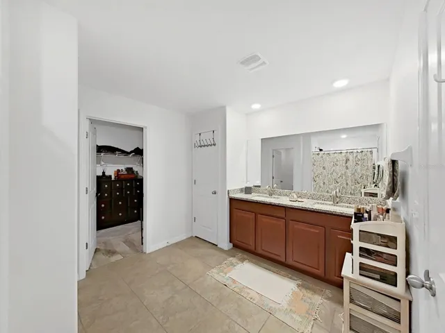Primary Bath with dual sinks