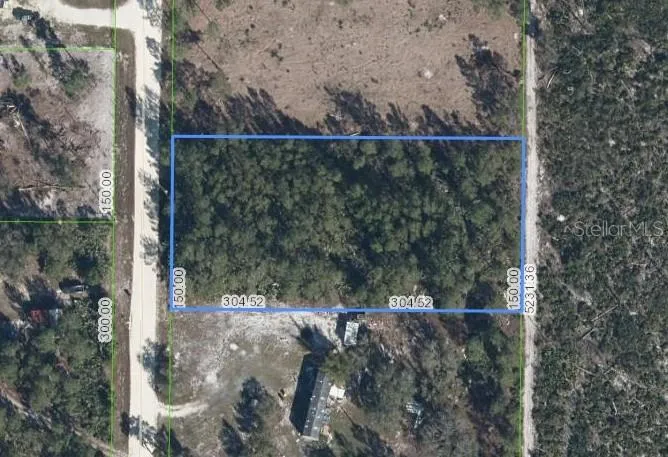 Vacant lot for sale, enjoy the rural life.