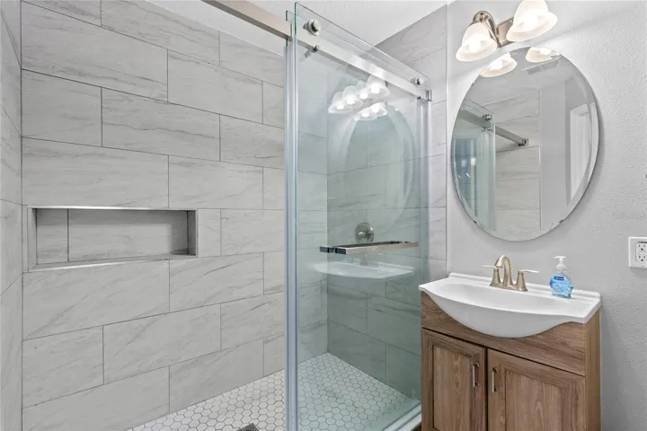 1st floor, full bath.