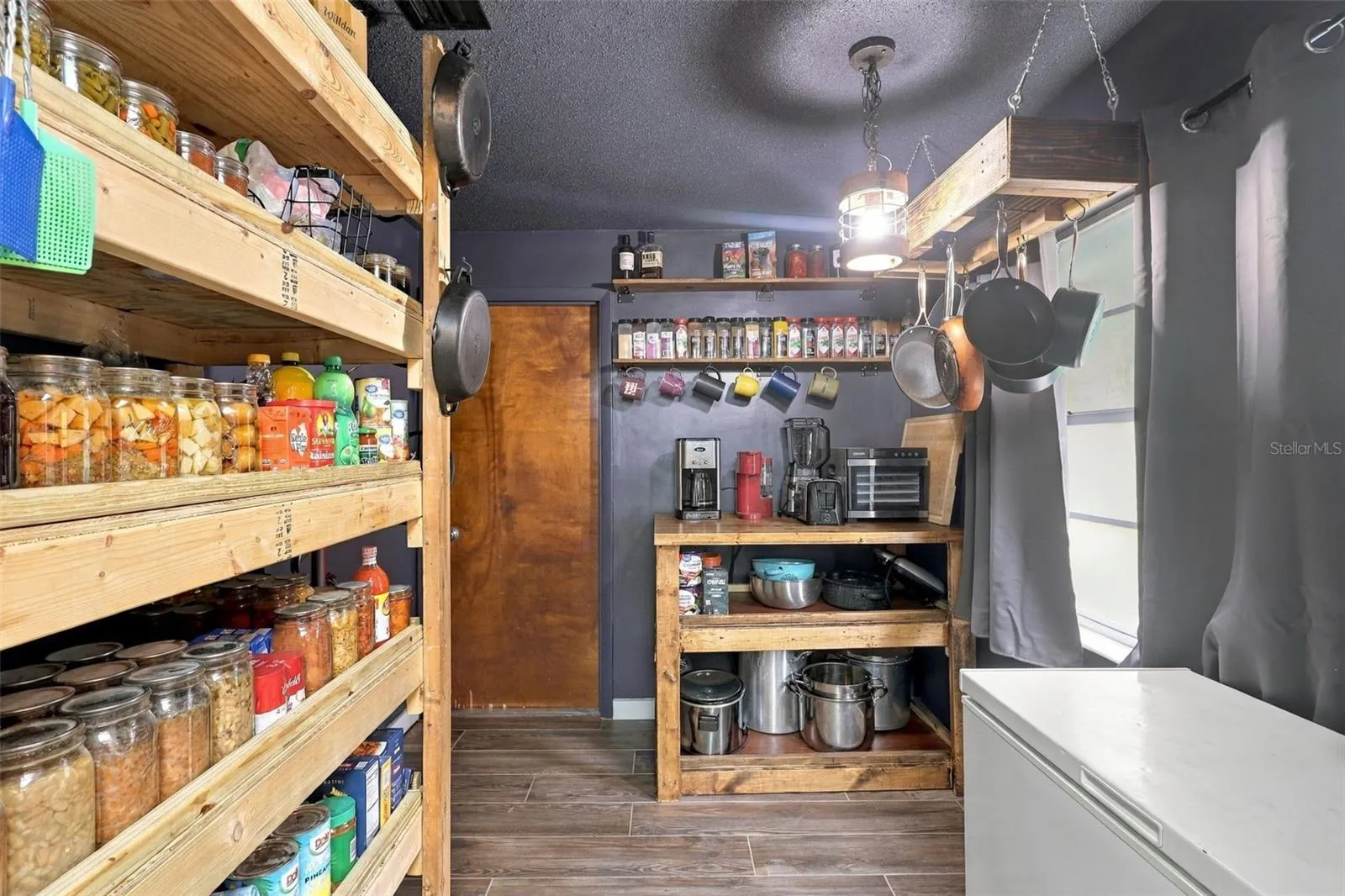 Butlers Pantry and Coffee Bar