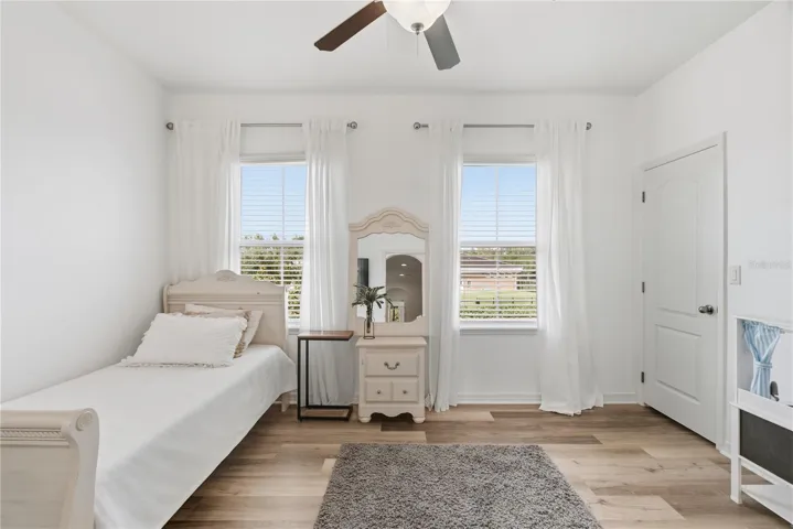 Second bedroom