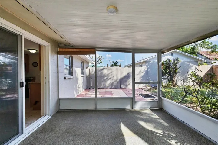 Main Home Screened Lanai