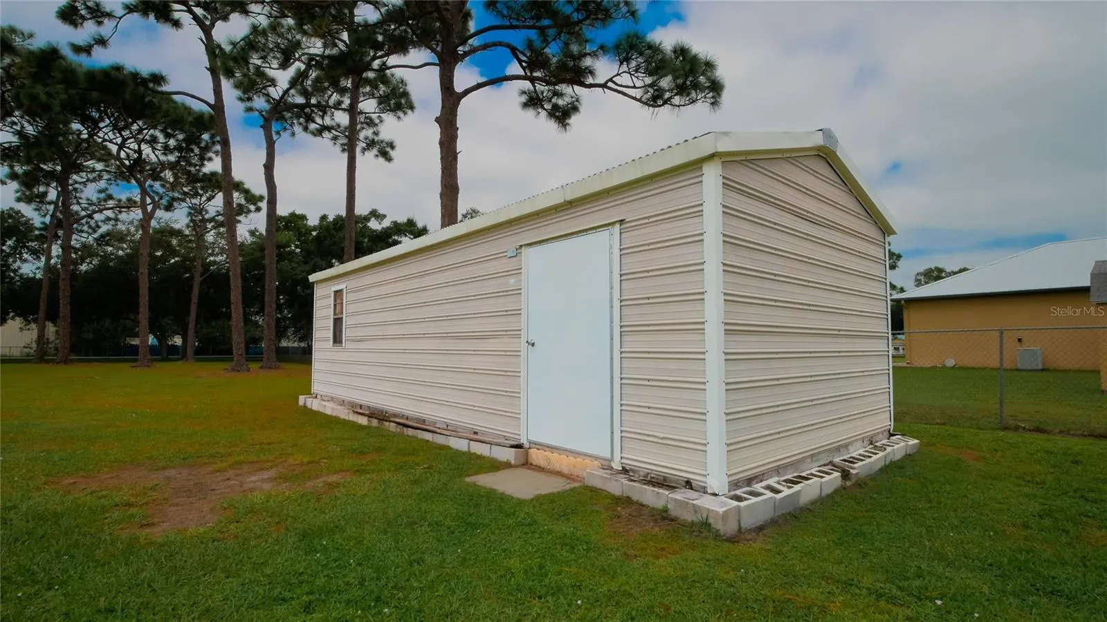 Shed
