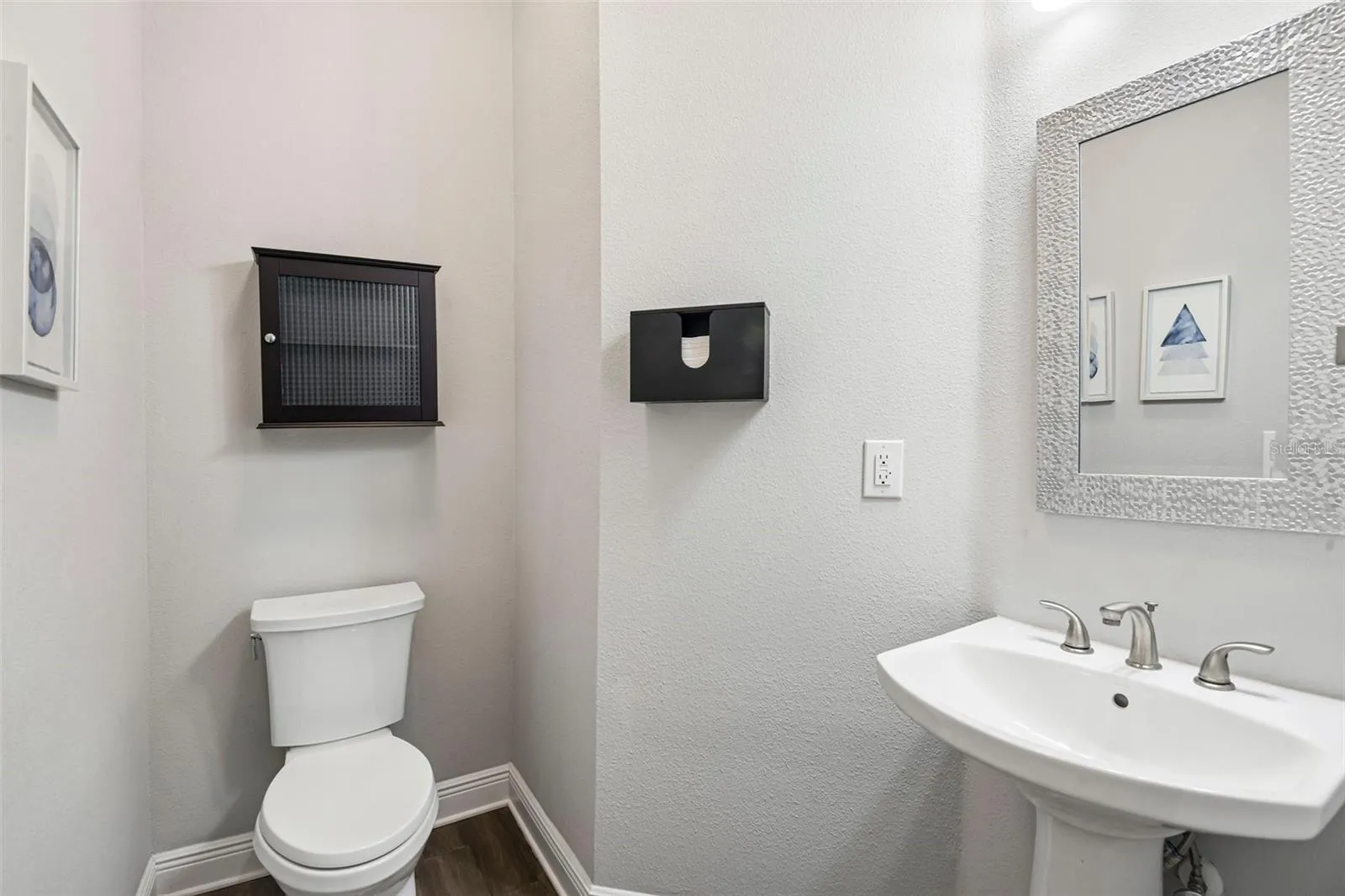 Powder Room - Downstairs