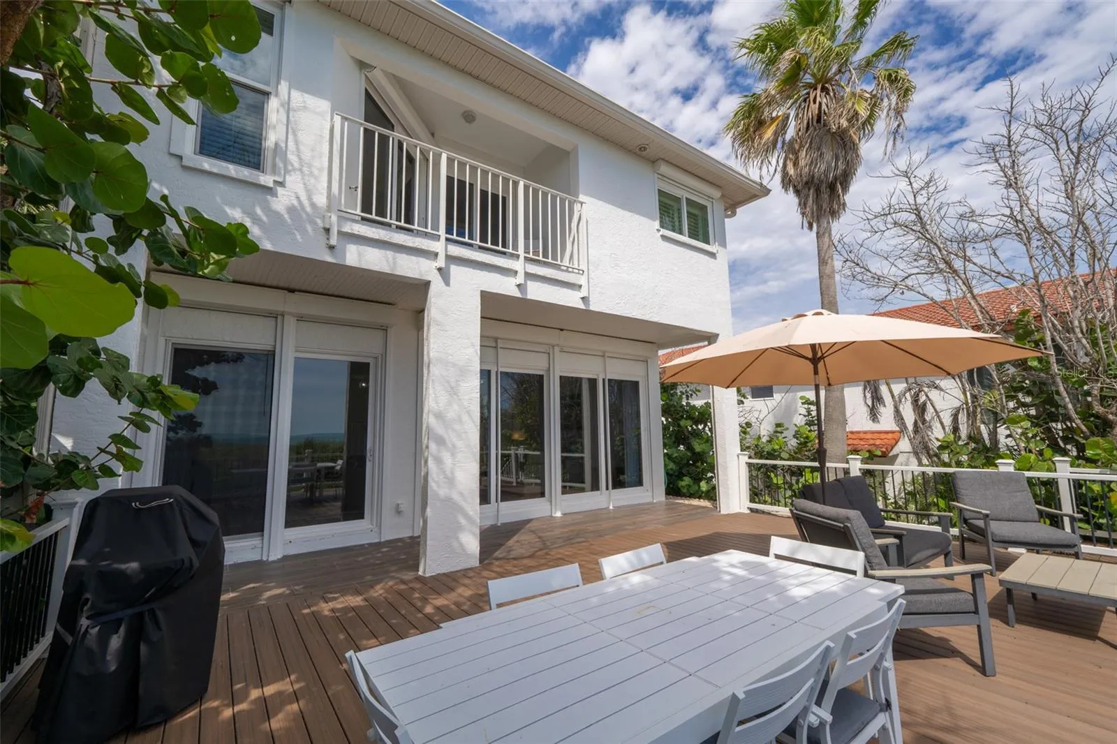 Rear Deck &amp; Patio