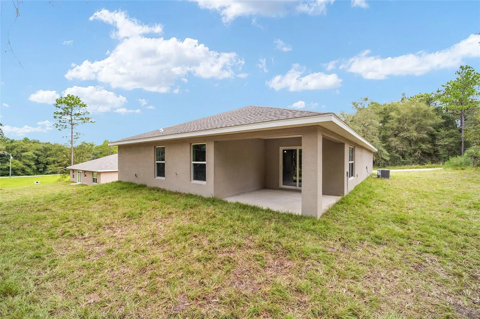 MODEL HOME