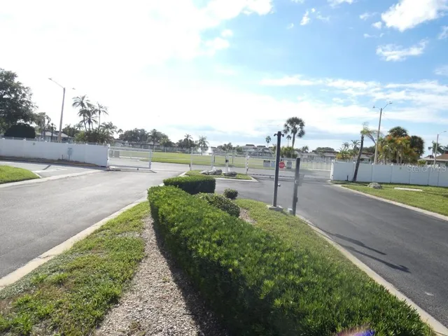 Access to Neighborhood!!  Gated!!!