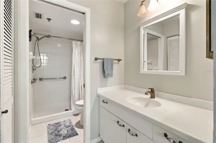 Primary bath