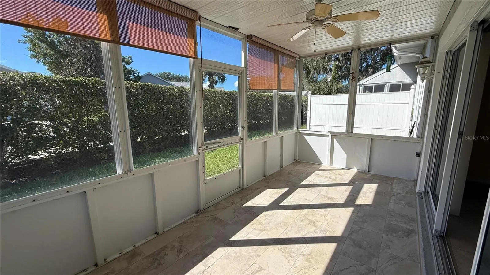 Covered Screened Lanai, Brand new Stylish Tile