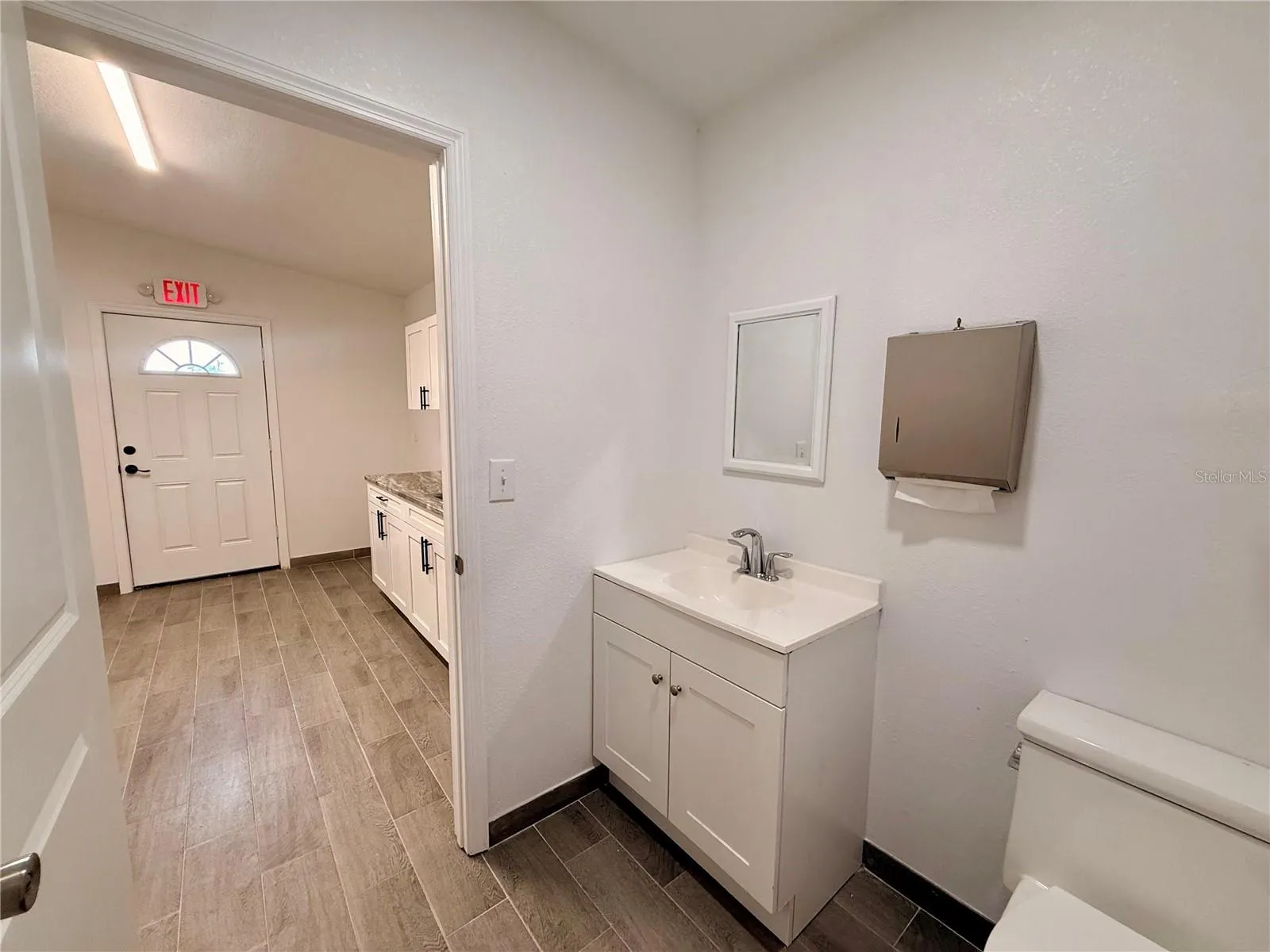 Breakroom/bathroom area