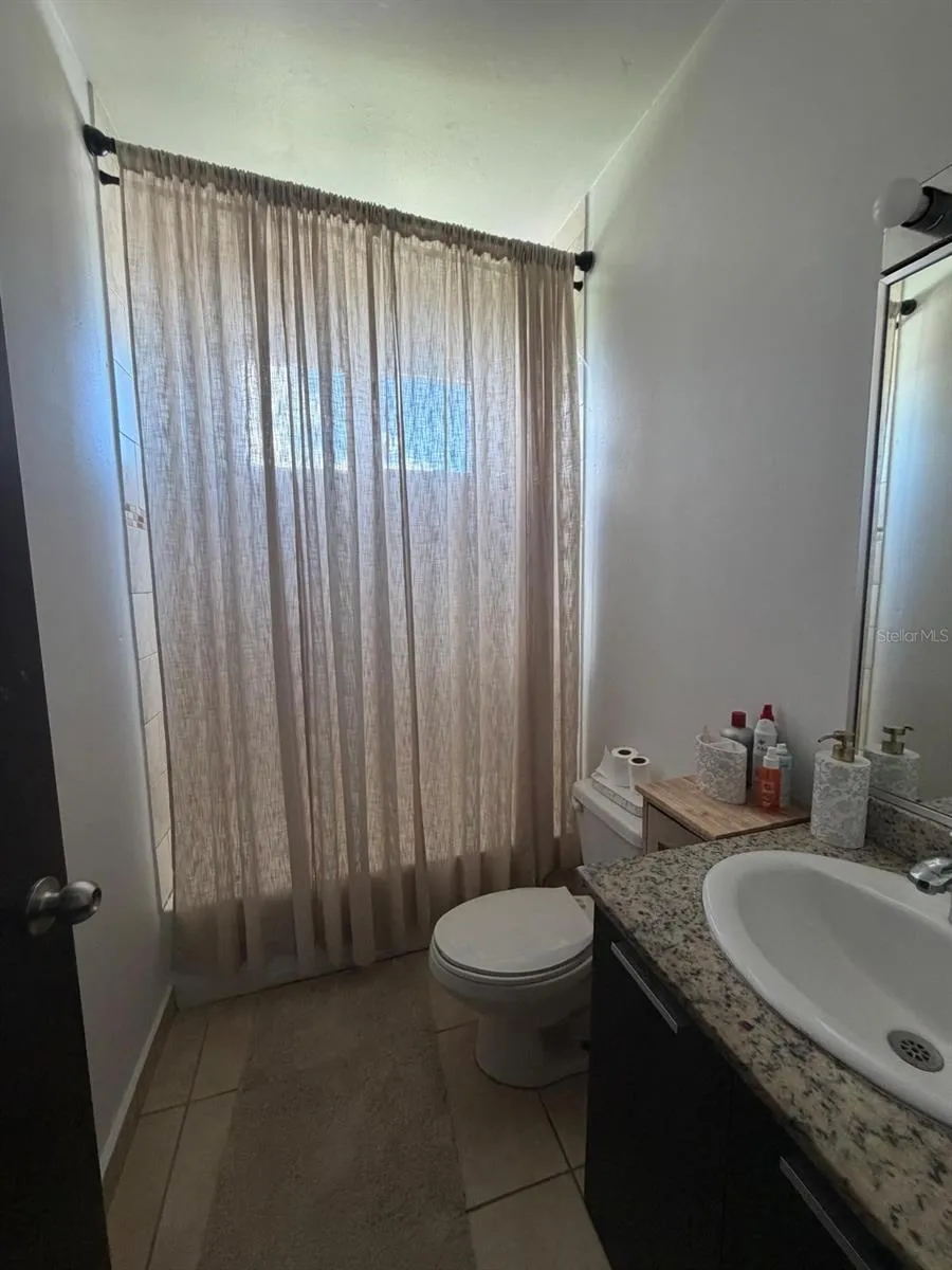 2nd Bathroom