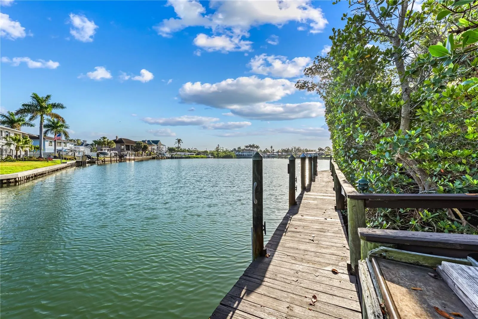 Lyon's Cove dock