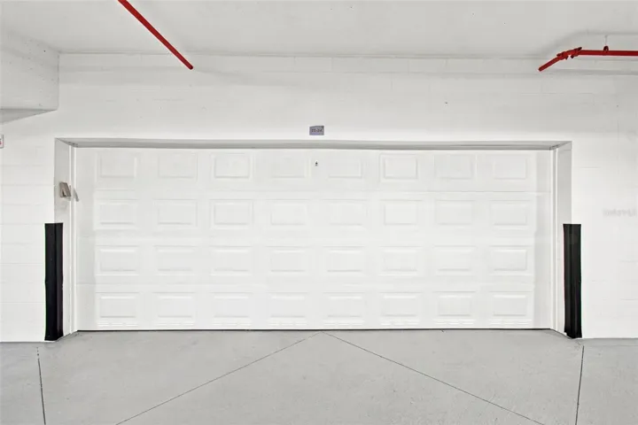Oversized Dbl. car garage