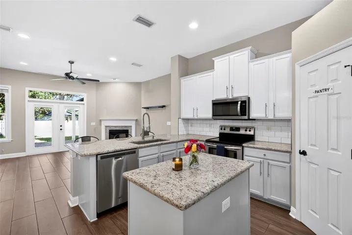 Kitchen/Living Room