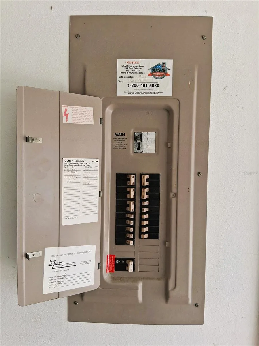 Cutler-Hammer Breaker Panel